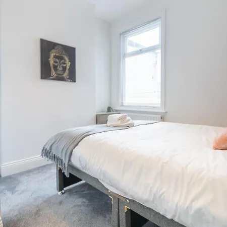 公寓 Teesside House - Sleeps Up To 10 雷德卡