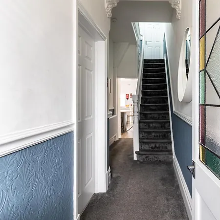 公寓 Teesside House - Sleeps Up To 10 *