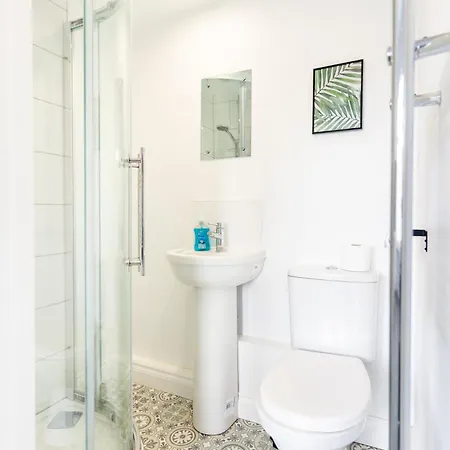 公寓 Teesside House - Sleeps Up To 10 *